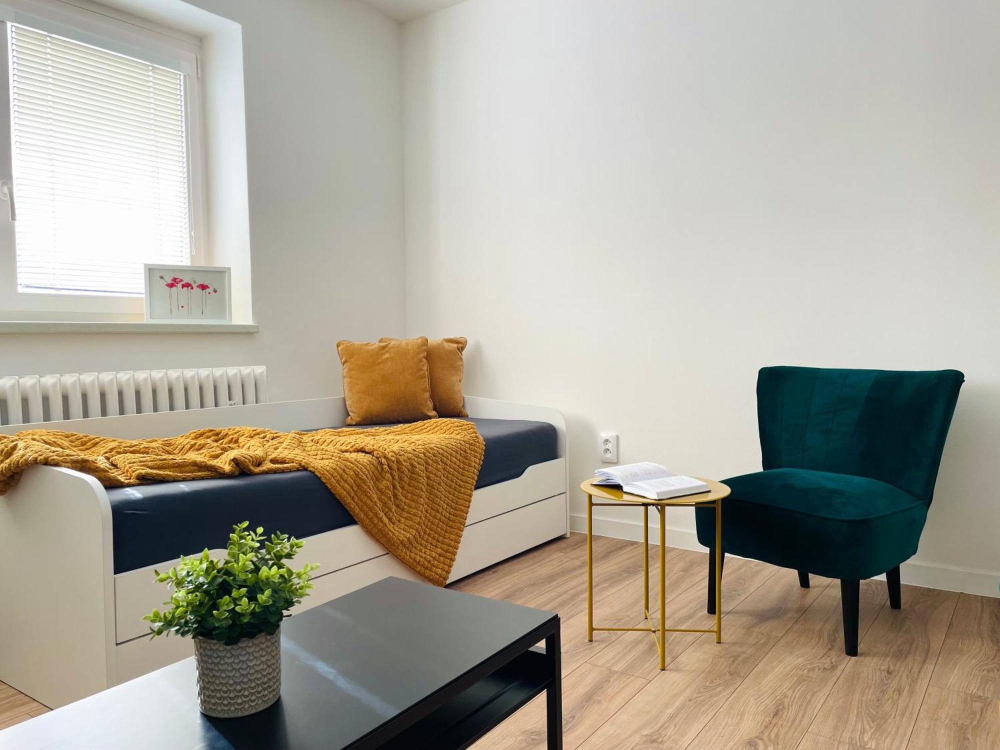 M.F. Apartment Зноймо Екстериор снимка