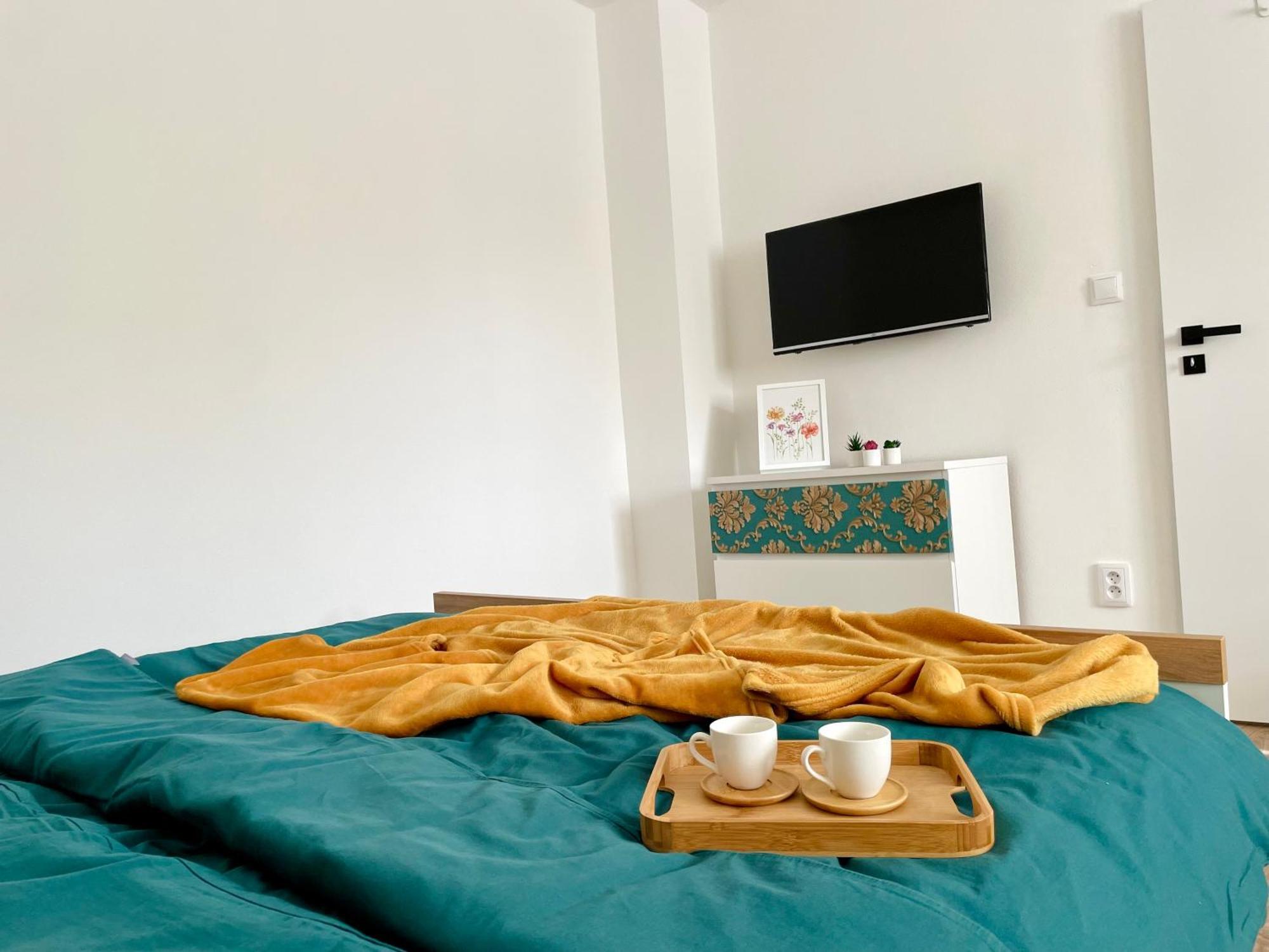 M.F. Apartment Зноймо Екстериор снимка