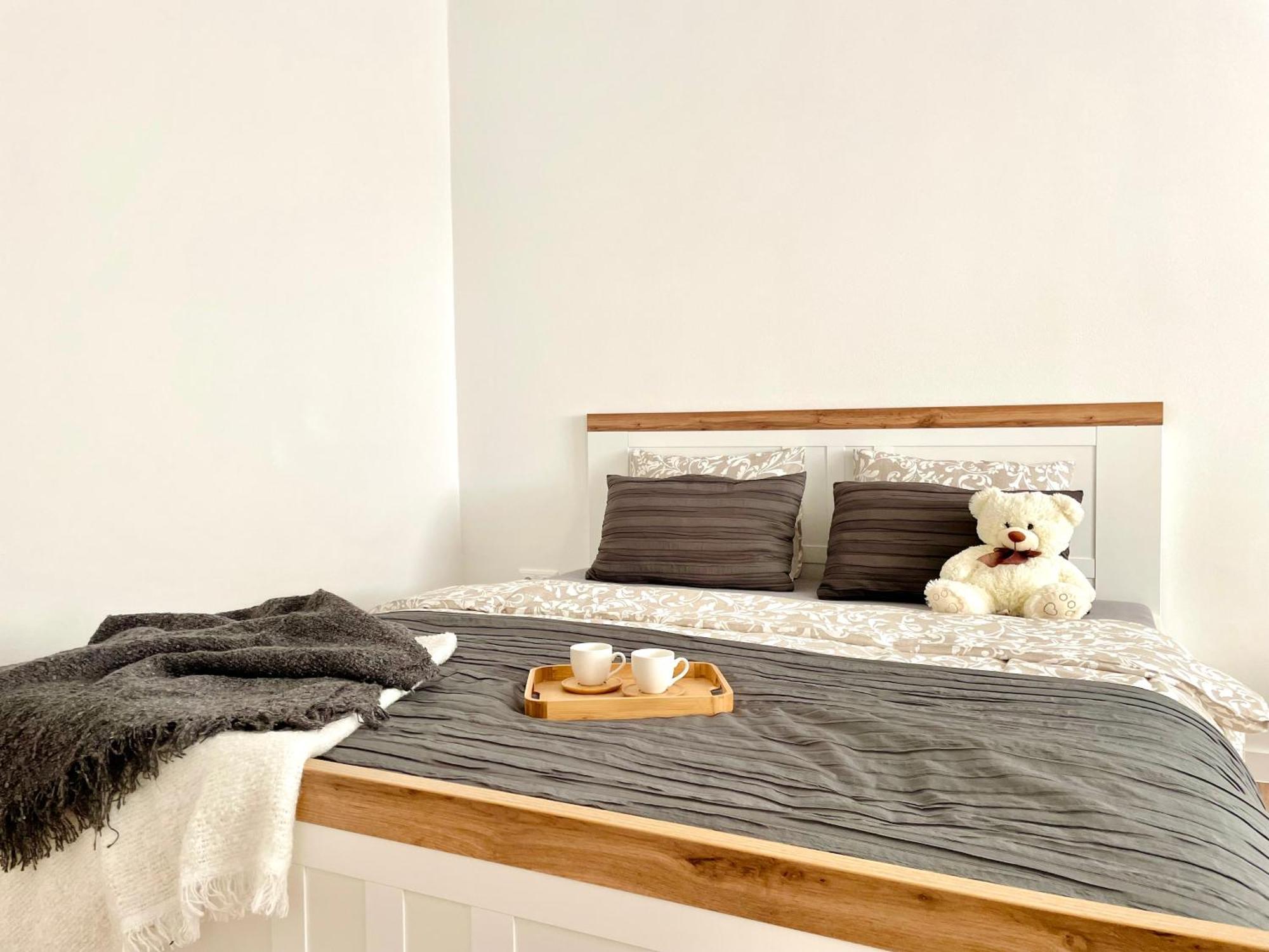 M.F. Apartment Зноймо Екстериор снимка